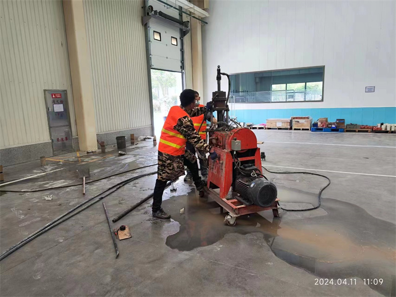 武进厂房地面下沉塌陷注浆加固施工